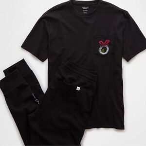 American Eagle Outfitters Black T-Shirt and Pants PJ set Men’s